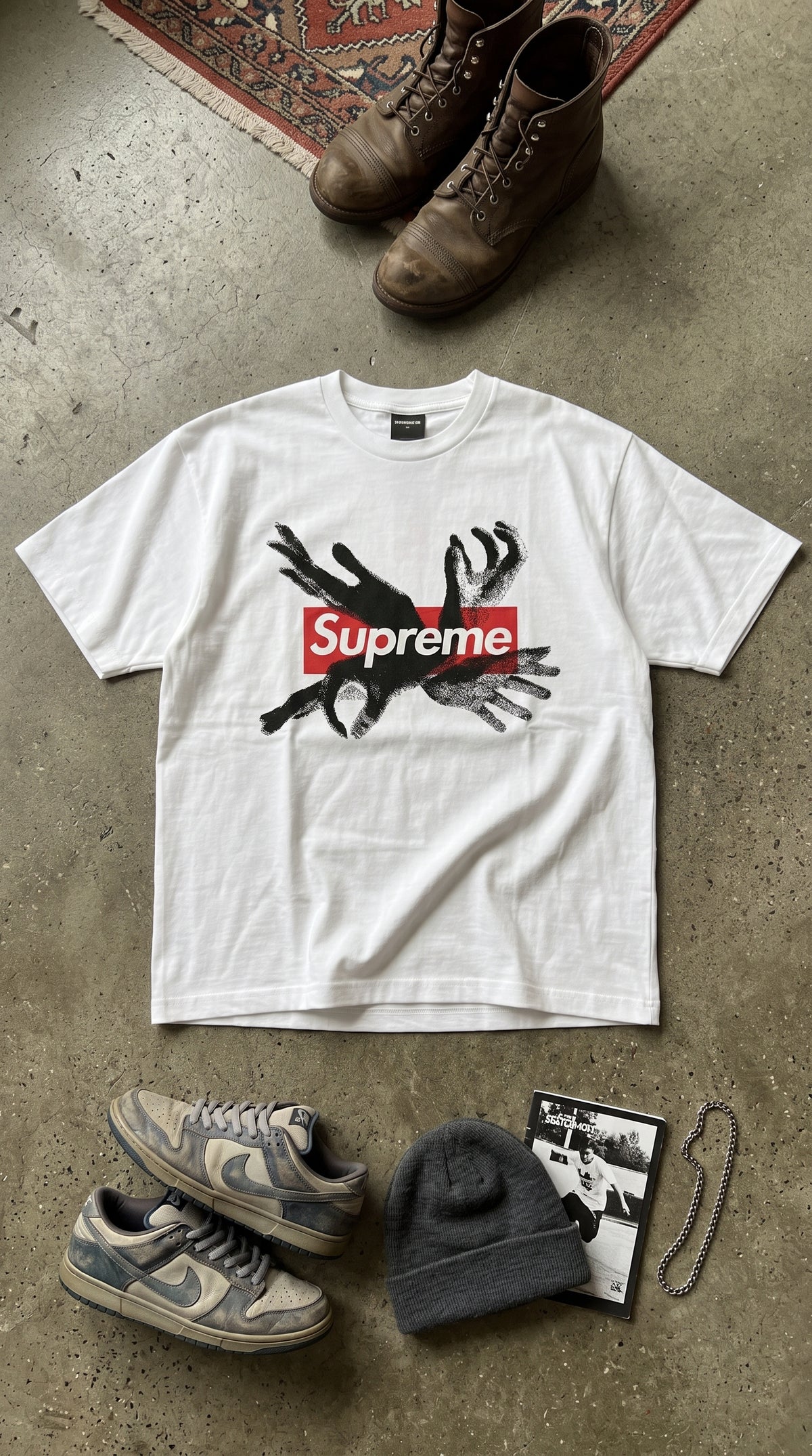 Supreme limited edition Heavyweight Tee